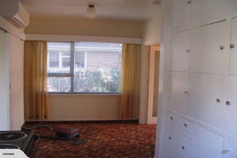 Photo of property in 3 Derrett Place, Saint Martins, Christchurch, 8022