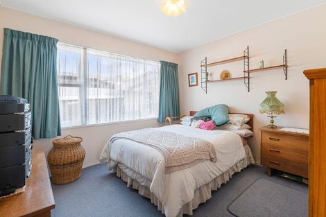 Photo of property in 2 Tawavale Street, Pukehangi, Rotorua, 3015