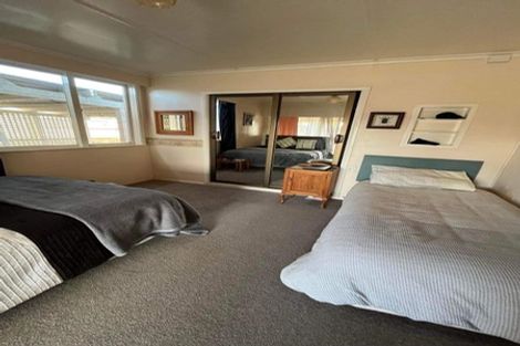 Photo of property in 3 Huia Street, Foxton Beach, Foxton, 4815