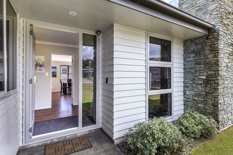 Photo of property in 64 Parekaawa Drive, Motuoapa, Turangi, 3382