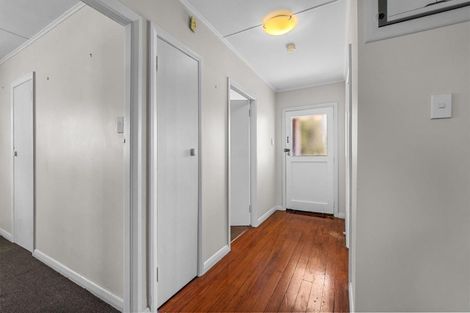 Photo of property in 86 Titirangi Road, New Lynn, Auckland, 0600