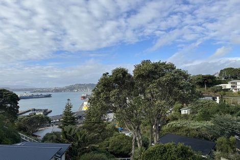 Photo of property in 102 Barnard Street, Wadestown, Wellington, 6012