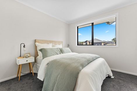 Photo of property in 1 Orawahi Road, Glenbrook, 2681