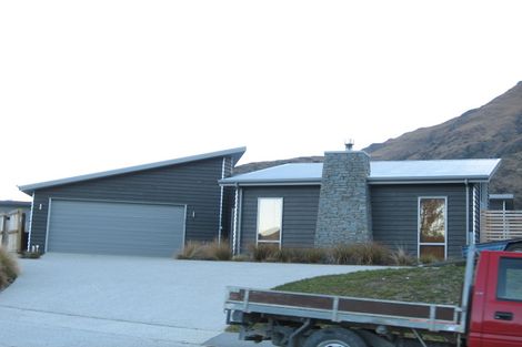 Photo of property in 1 Morning Star Terrace, Arthurs Point, Queenstown, 9371