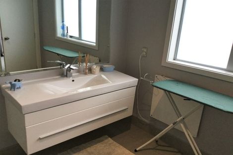 Photo of property in 79 Hinau Street, Riccarton, Christchurch, 8041