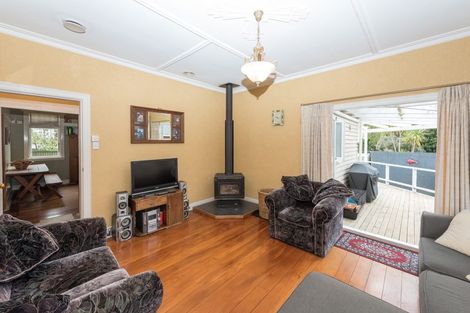 Photo of property in 263 Huatoki Street, Upper Vogeltown, New Plymouth, 4310