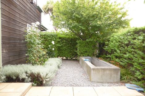 Photo of property in 2/22 Trafalgar Street, St Albans, Christchurch, 8014