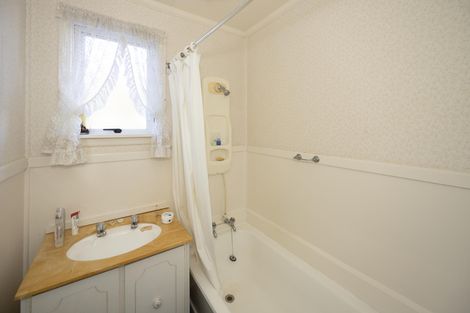 Photo of property in 13a Caledonian Road, Oamaru North, Oamaru, 9400