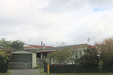 Photo of property in 17 Grace Crescent, Richmond Heights, Taupo, 3330