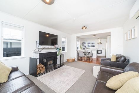 Photo of property in 17 Alexander Street, Awapuni, Palmerston North, 4412