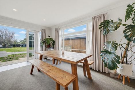 Photo of property in 317 Wainoni Road, Avondale, Christchurch, 8061