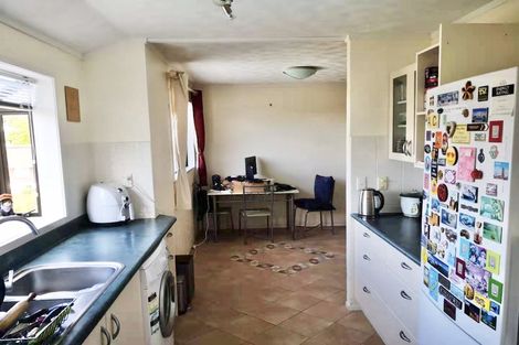 Photo of property in 102 Stapleford Crescent, Browns Bay, Auckland, 0630