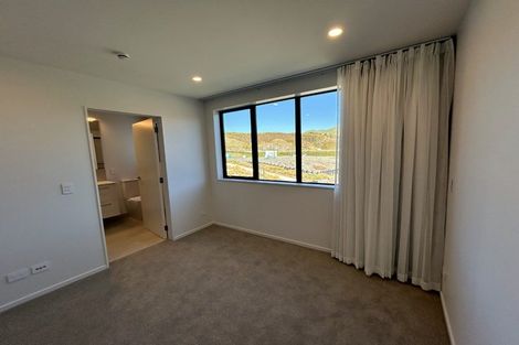 Photo of property in 81 Holystone Road, Whitby, 5024