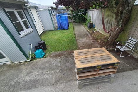 Photo of property in 23 Wilson Street, Newtown, Wellington, 6021