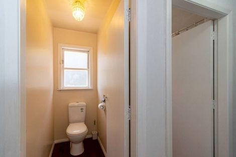 Photo of property in 44 Sheridan Terrace, Johnsonville, Wellington, 6037