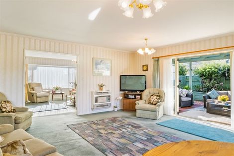 Photo of property in 9 Gimblett Court, Levin, 5510