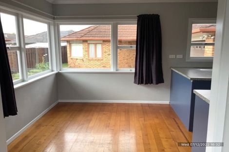 Photo of property in 5 Paterson Avenue, Pukekohe, 2120