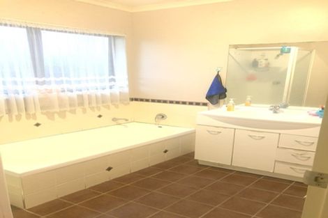 Photo of property in 37d Station Road, Takanini, 2112