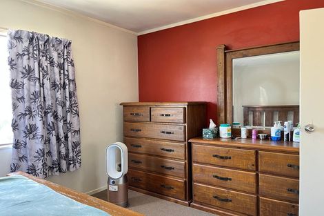 Photo of property in 2/62 Hillcrest Road, Papatoetoe, Auckland, 2025