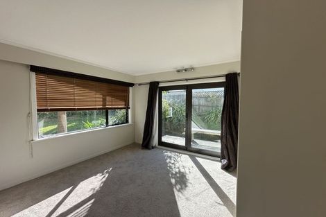 Photo of property in 557 East Coast Road, Browns Bay, Auckland, 0630