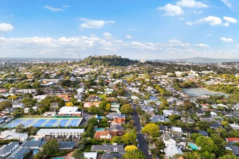 Photo of property in 15 Pencarrow Avenue, Mount Eden, Auckland, 1024