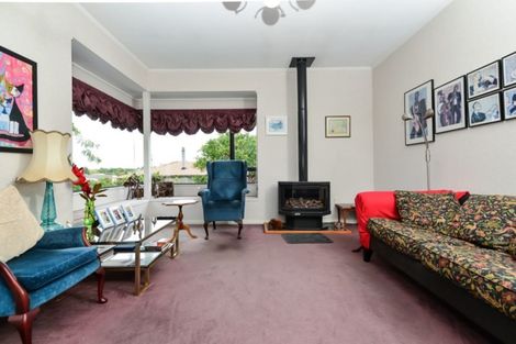 Photo of property in 5 Church Road, Pukete, Hamilton, 3200
