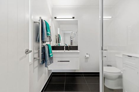 Photo of property in 69 Bathurst Crescent, Pyes Pa, Tauranga, 3112