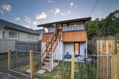 Photo of property in 278 Marine Parade, New Brighton, Christchurch, 8061