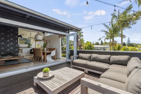 Photo of property in 12 Tyne Road, Forrest Hill, Auckland, 0620