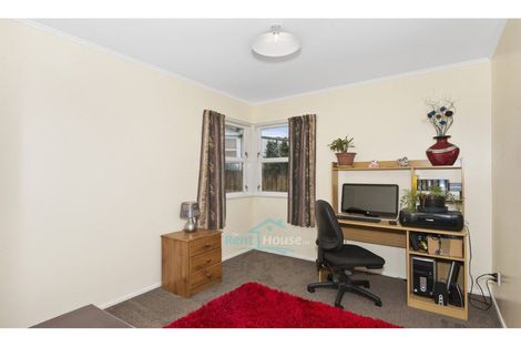 Photo of property in 22 Manapouri Place, Pakuranga Heights, Auckland, 2010
