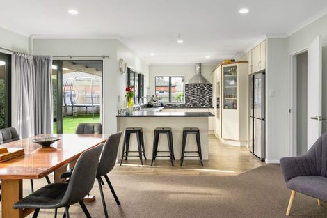 Photo of property in 41 Diomede Glade, Flagstaff, Hamilton, 3210