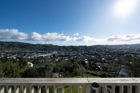 Photo of property in 43 Chapman Street, Johnsonville, Wellington, 6037