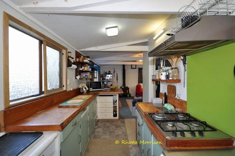 Photo of property in 11 Moana Road, Tinopai, Matakohe, 0593