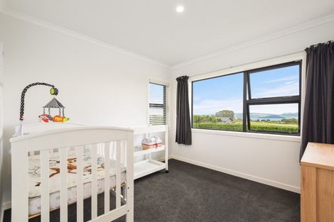 Photo of property in 66 Todd Duncan Drive, Hamurana, Rotorua, 3096