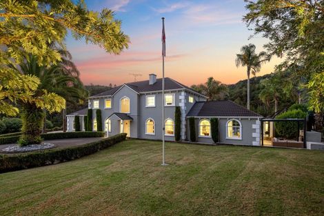 Photo of property in 45 Hardens Lane, Paremoremo, Auckland, 0632