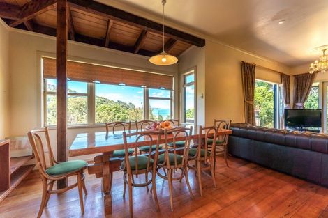 Photo of property in 3 Makora Avenue, Oneroa, Waiheke Island, 1081