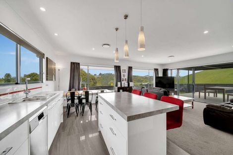 Photo of property in 44 Mcneil Street, Balclutha, 9230