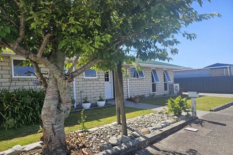 Photo of property in 21 Bealey Street, Hokitika, 7810