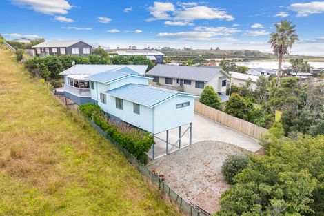 Photo of property in 5 Riverview Place, Waipu, 0582