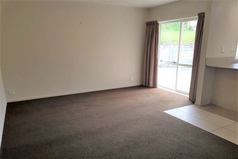 Photo of property in 48 Tongariro Drive, Aotea, Porirua, 5024