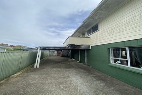 Photo of property in 29a-c Point England Road, Point England, Auckland, 1072