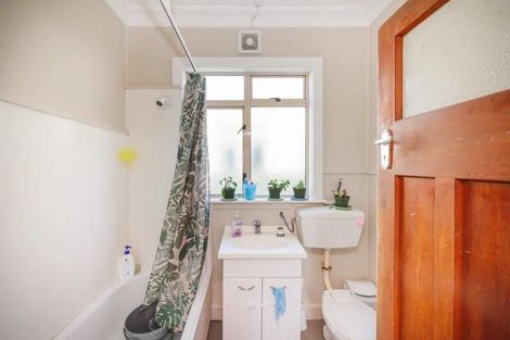 Photo of property in 486 Ferguson Street, Hokowhitu, Palmerston North, 4410