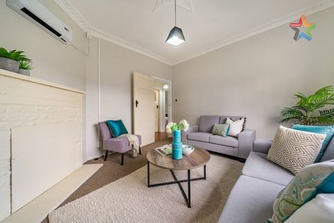 Photo of property in 20 Ludlam Crescent, Woburn, Lower Hutt, 5010