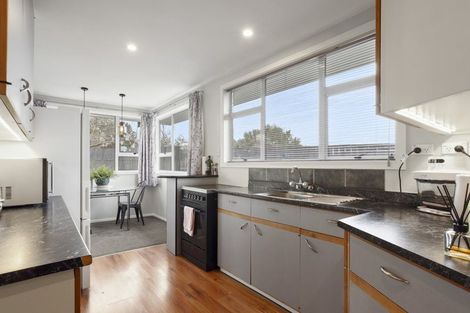 Photo of property in 8 Doggett Place, Rangiora, 7400