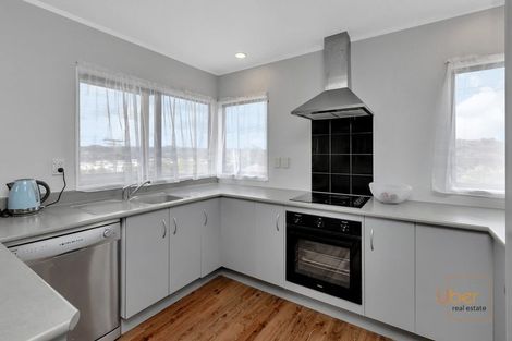 Photo of property in 98 Fourth Avenue, Woodhill, Whangarei, 0110