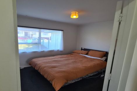 Photo of property in 48 Baylands Drive, Newlands, Wellington, 6037