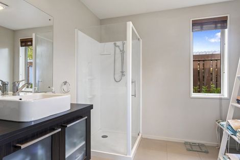 Photo of property in 105 High Street, Oxford, 7430