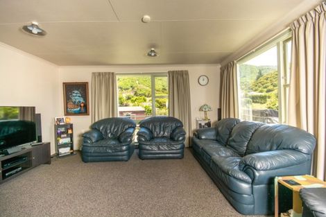 Photo of property in 82 Scotland Street, Picton, 7220