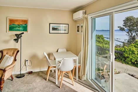 Photo of property in 8a Nikau Road, Point Howard, Lower Hutt, 5013