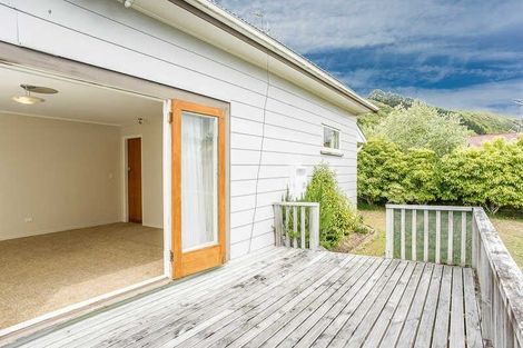 Photo of property in 2 Lorien Court, Raumati Beach, Paraparaumu, 5032